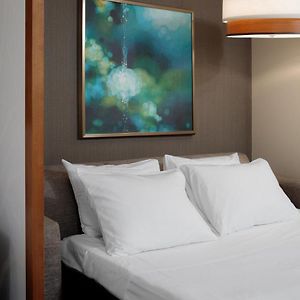 Queen Room Disability Access